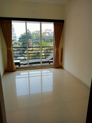 Room in 2 BHK Apartment at Space Residency, Mira Road – for Sale