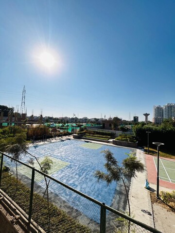 Swimming Pool in 3 BHK Builder Floor at BPTP Floors, Sector 70 – for Sale