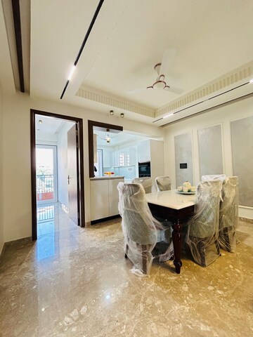 Living Room in 3 BHK Builder Floor at BPTP Floors, Sector 70 – for Sale