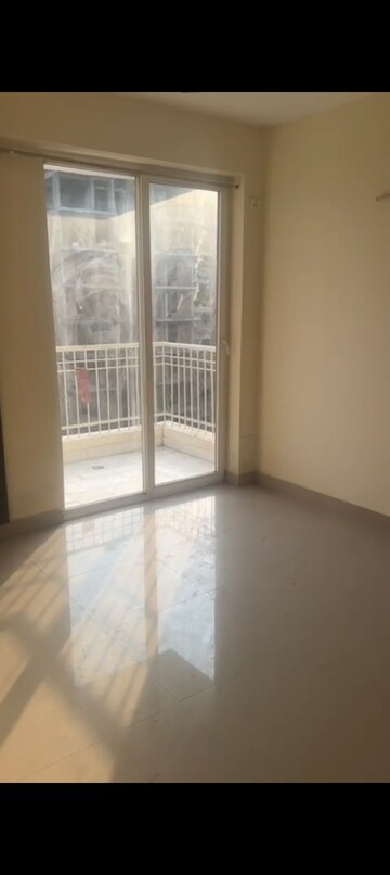 Room in 2 BHK Apartment at JKG Palm Resort, Raj Nagar Extension – for Sale