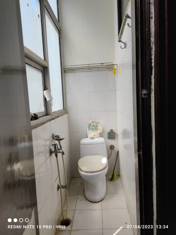 Bathroom in 1 BHK Builder Floor at Ansal Sushant Lok I, Sector 43 – for Rent