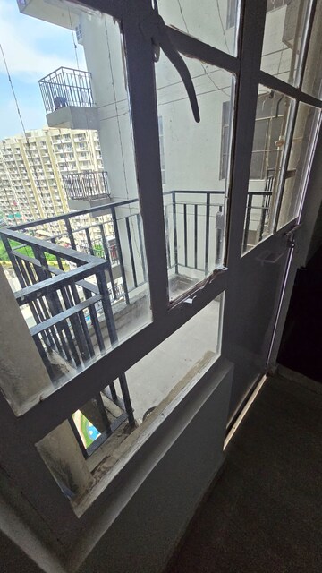 2 BHK Apartment For Rent in Signature Global Solera 2, Sector 107