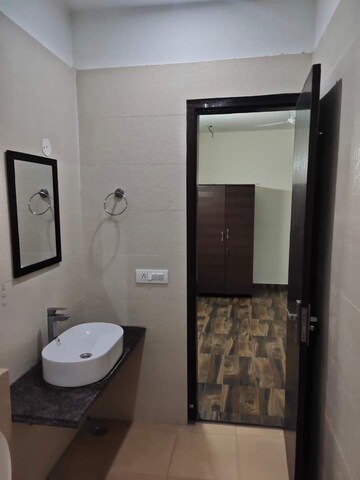 Bathroom in 2 BHK Builder Floor at Sector 47 – for Rent