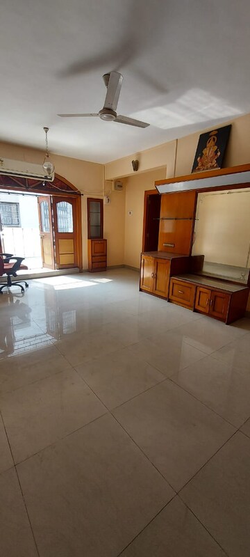 Master Bedroom in 4 BHK Apartment at Godrej Skyline, Koregaon Park – for Sale