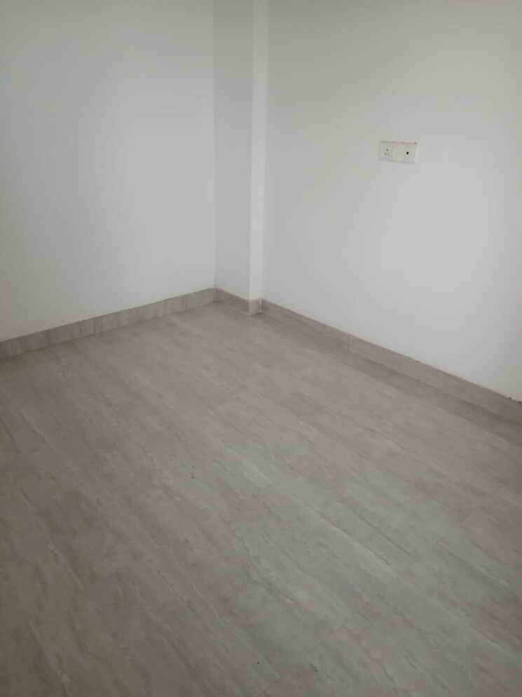 Room, signature-global-grand-iva 1 Bedroom 450 Sq.Ft. Apartment In Sector 103 Gurgaon 7908589