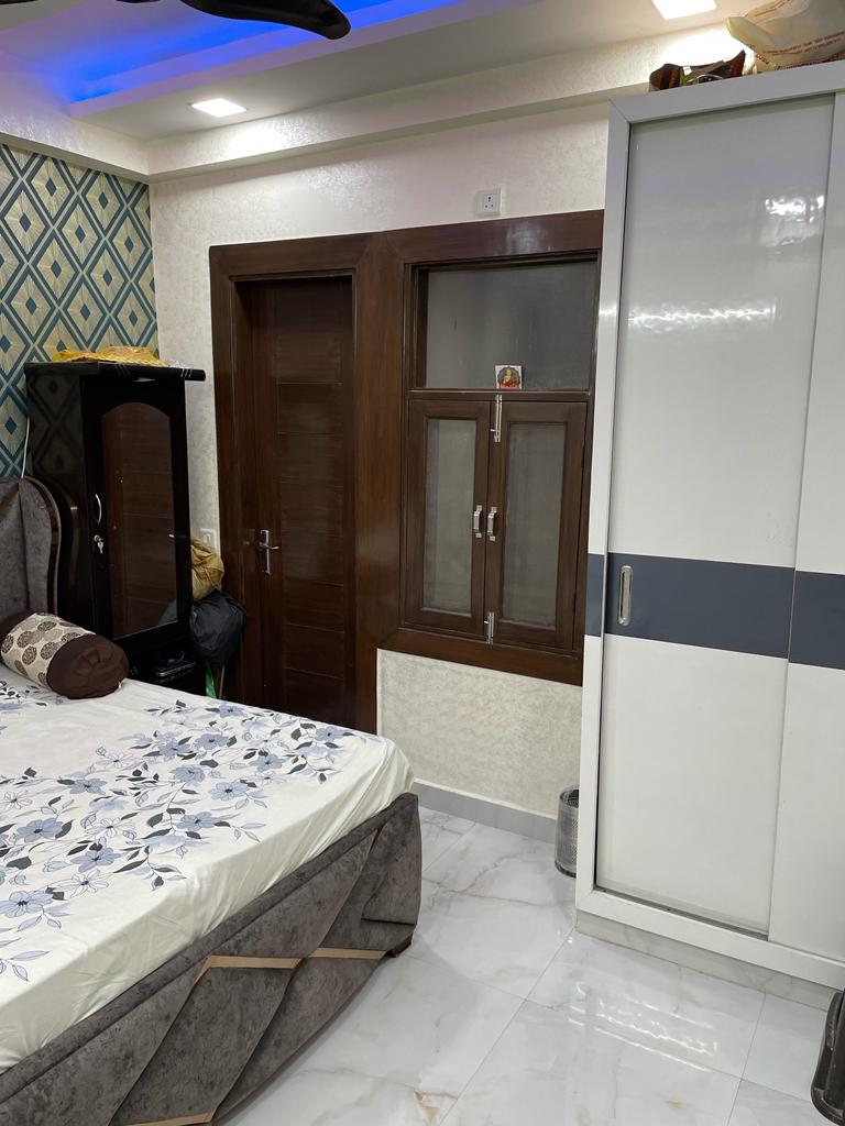 3 BHK Builder Floor For Sale in Pratap Vihar Ghaziabad 