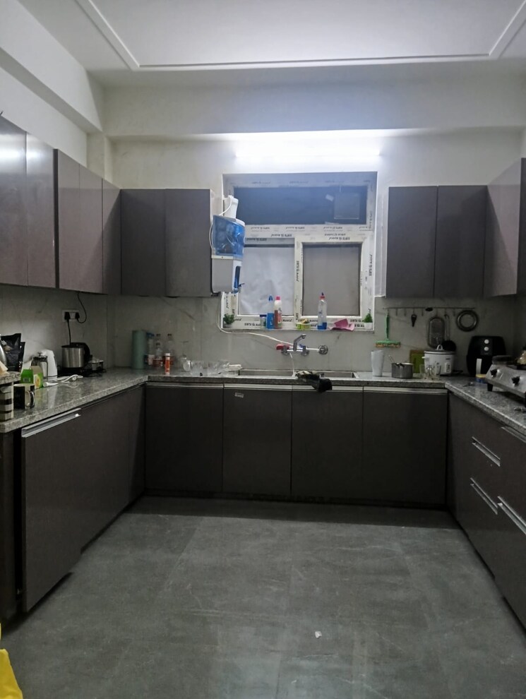 Kitchen, sector 23 2 Bedroom 161 Sq.Yd. Builder Floor In Sector 23 Gurgaon 7908632