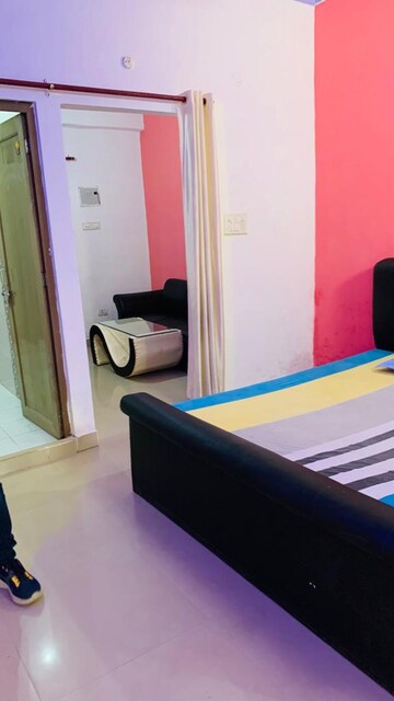 Bedroom in 1 BHK Apartment at Kamta – for Rent