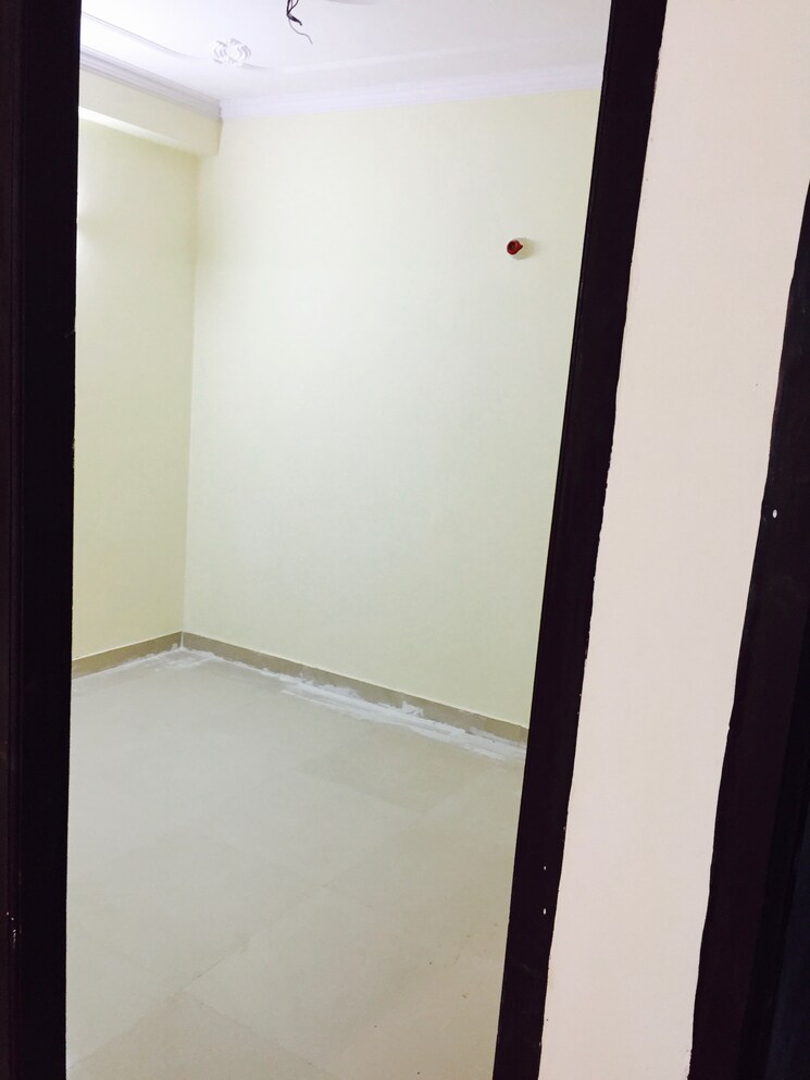 Room, khanpur 2 Bedroom 600 Sq.Ft. Apartment In Khanpur Delhi 7908645