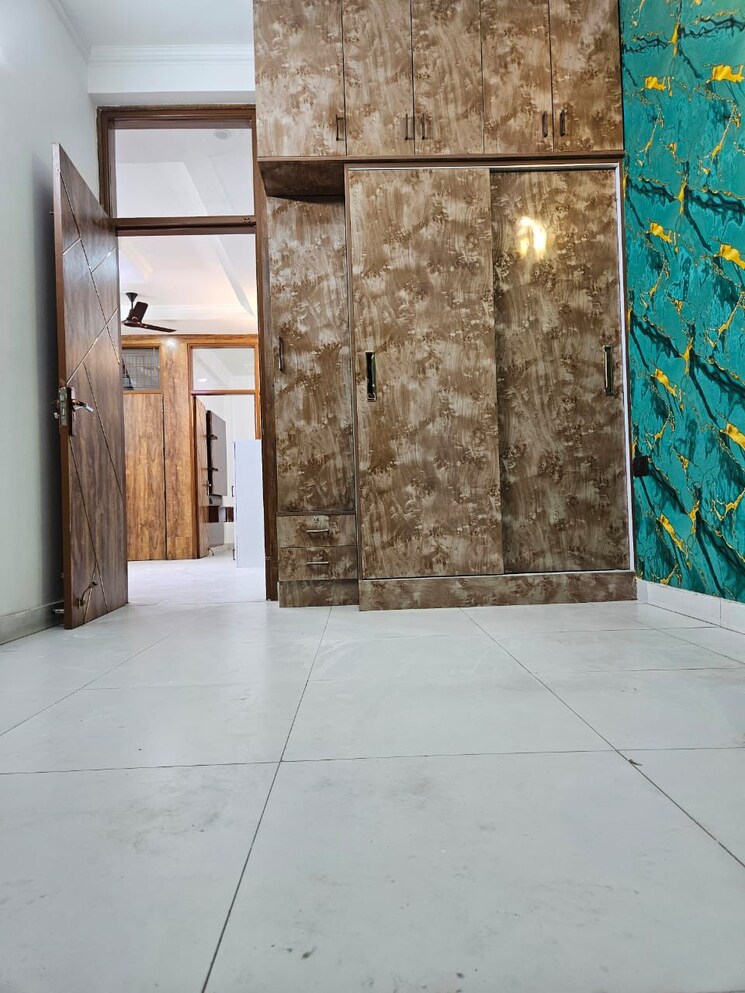 Room, sun-homes 3 Bedroom 1205 Sq.Ft. Builder Floor In Shakti Khand Iii Ghaziabad 7908686