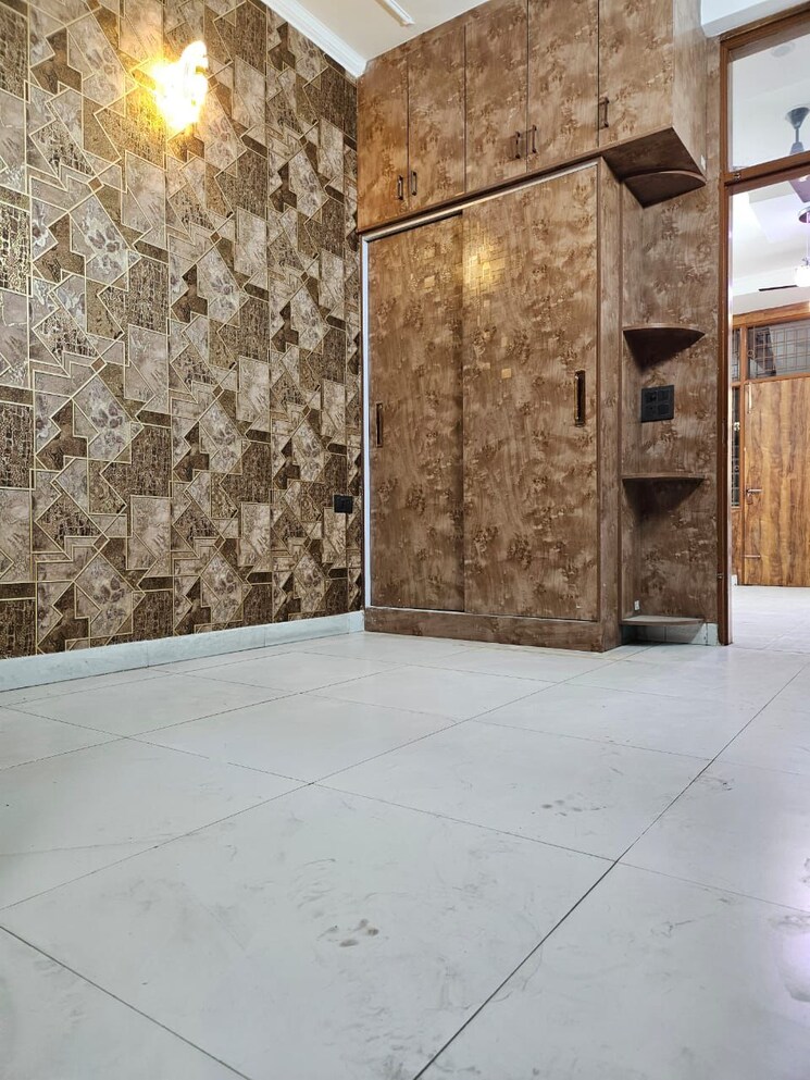 Room, sun-homes 3 Bedroom 1205 Sq.Ft. Builder Floor In Shakti Khand Iii Ghaziabad 7908686