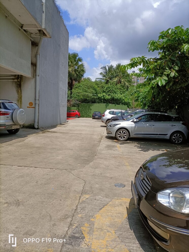  Parking, conwood-astoria 1 Bedroom 507 Sq.Ft. Apartment In Goregaon East Mumbai 7908676