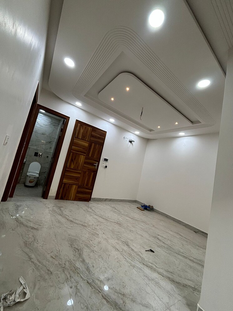 Living Room, shastri nagar 2.5 Bedroom 650 Sq.Ft. Builder Floor In Shastri Nagar Delhi 7908796
