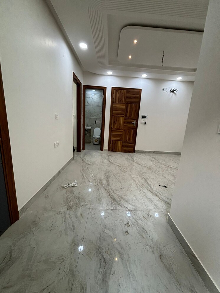 Room, shastri nagar 2.5 Bedroom 650 Sq.Ft. Builder Floor In Shastri Nagar Delhi 7908796