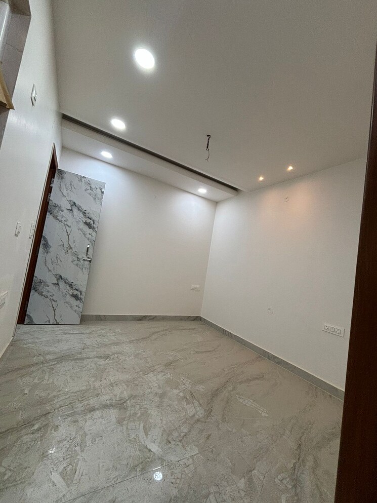 Master Bedroom, shastri nagar 2.5 Bedroom 650 Sq.Ft. Builder Floor In Shastri Nagar Delhi 7908796