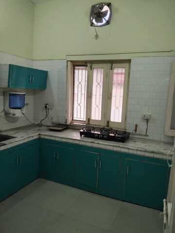 Furnished Amenities in 3.5 BHK Independent House at Indira Nagar – for Sale