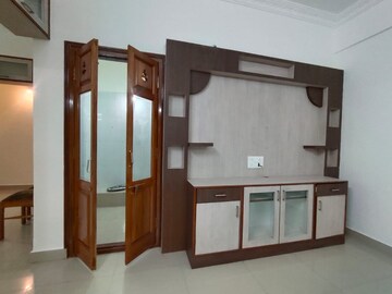 Room in 3 BHK Apartment at Purvi Lotus, Hsr Layout – for Rent