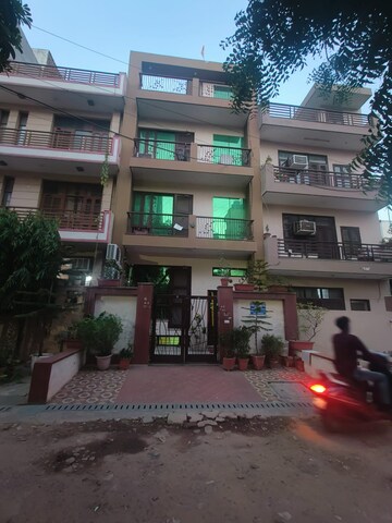 2 BHK Builder Floor – Exterior View View at Ansal Sushant Lok I, Sector 43 - for Rent