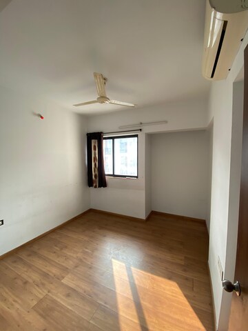 Room in 2 BHK Apartment at Lodha Palava Clara E to I, Dombivli East – for Sale