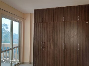 Room in 3 BHK Apartment at BPTP Park Prime, Sector 66 – for Sale