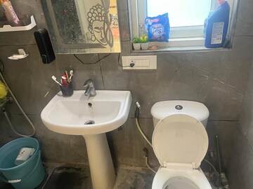 Attached Bathroom in 2.5 BHK Apartment at Omaxe New Heights, Sector 78 – for Rent