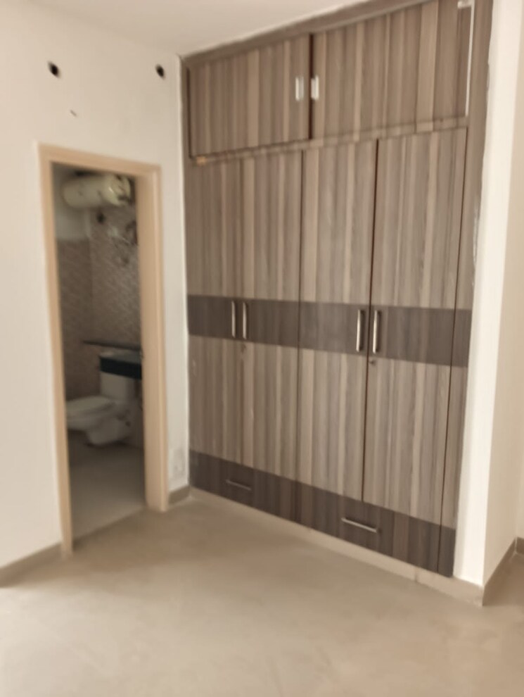 Bathroom, bptp-park-prime 3 Bedroom 1442 Sq.Ft. Apartment In Sector 66 Gurgaon 7909110