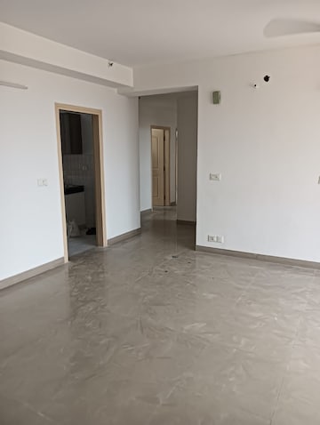 Room in 3 BHK Apartment at BPTP Park Prime, Sector 66 – for Sale