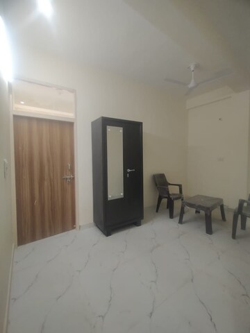 Room in 2 BHK Apartment at Kondapur – for Rent
