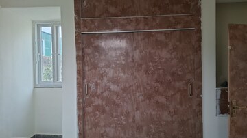 Bathroom in 3 BHK Apartment at Sector 29 – for Rent