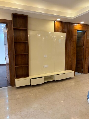 Room in 1 RK Builder Floor at Sector 24 – for Rent
