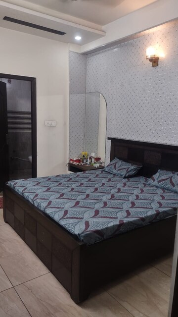 3 BHK Builder Floor For Rent in Chahak Plaza, Shakti Khand