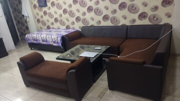 Living Room in 3 BHK Builder Floor at Chahak Plaza, Shakti Khand – for Rent