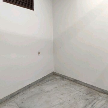 1 BHK Builder Floor For Rent in Nizamuddin