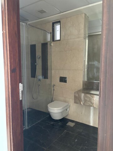 Bathroom in 4 BHK Apartment at Lokhandwala Minerva Mahalaxmi, Mahalaxmi – for Sale