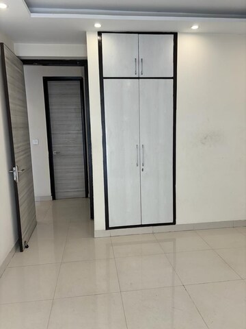 Building Lobby in 2 BHK Apartment at RWA Apartments Sector 21, Sector 21 – for Sale