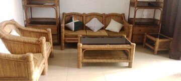 Furnished Amenities in 1.5 BHK Apartment at Amanora Future Towers, Hadapsar – for Sale