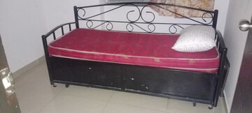 Furnished Amenities in 1.5 BHK Apartment at Amanora Future Towers, Hadapsar – for Sale