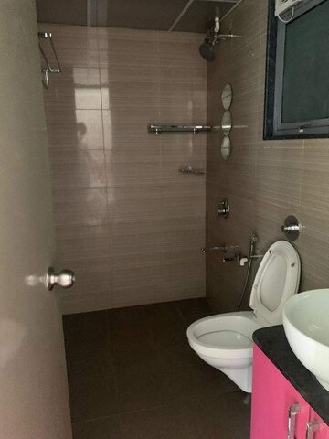 Bathroom in 3 BHK Apartment at Amanora Future Towers, Hadapsar – for Rent
