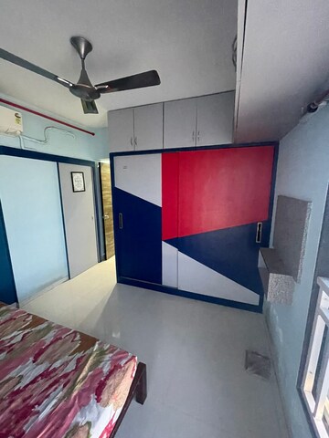 Room in 2 BHK Apartment at Crystal Armus, Chembur – for Rent
