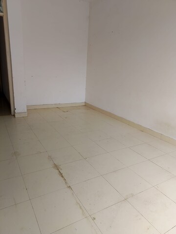 Room in 1 BHK Apartment at Breez Global Heights, Sohna Sector 33 – for Rent
