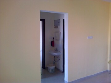 Room in 2 BHK Apartment at Anandtara La Gloriosa, Kalyani Nagar – for Rent