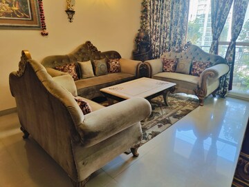 Master Bedroom in 3 BHK Apartment at Arihant Residency, Ahinsa Khand ii – for Rent