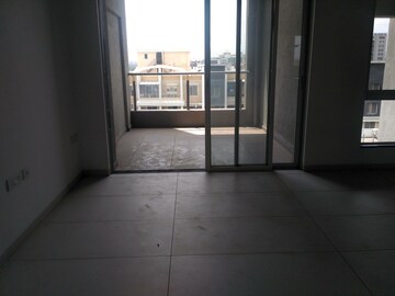 Room in 3 BHK Apartment at Kirti Elegant, Baner – for Sale