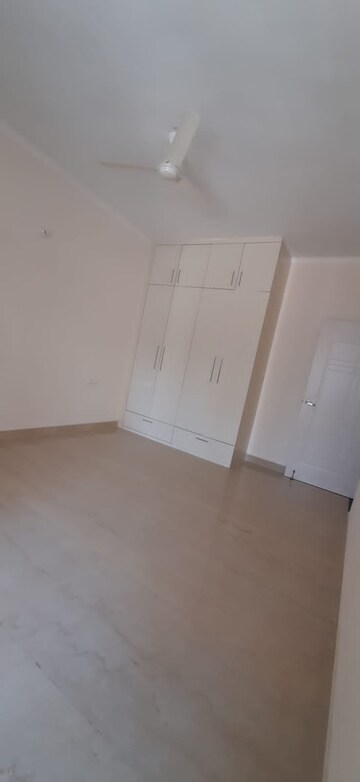 Room in 3 BHK Apartment at Bliss Orra, Ambala Highway – for Rent