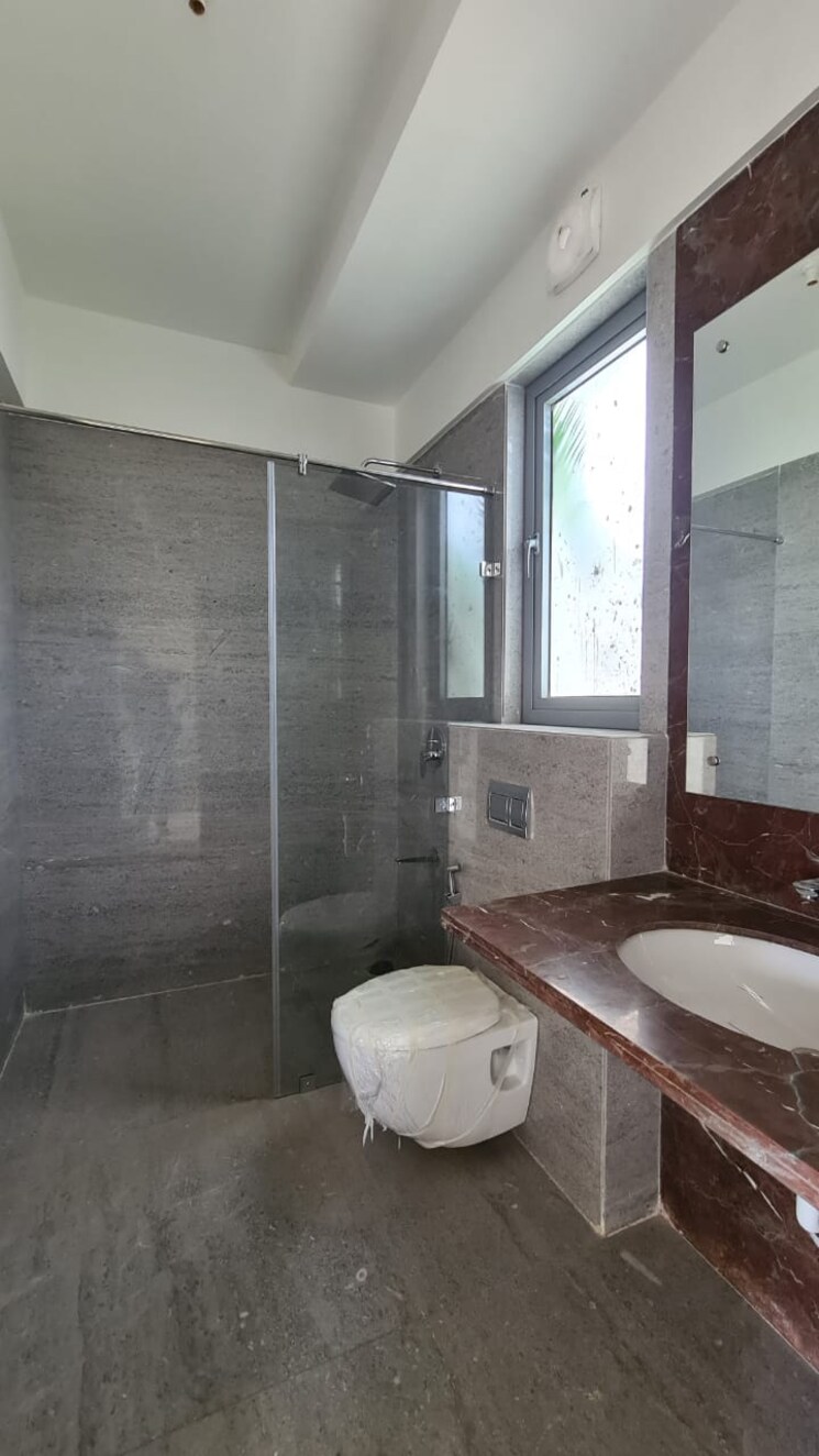 Bathroom, kalpataru-jade-residences 3.5 Bedroom 1750 Sq.Ft. Apartment In Baner Pune 7910176