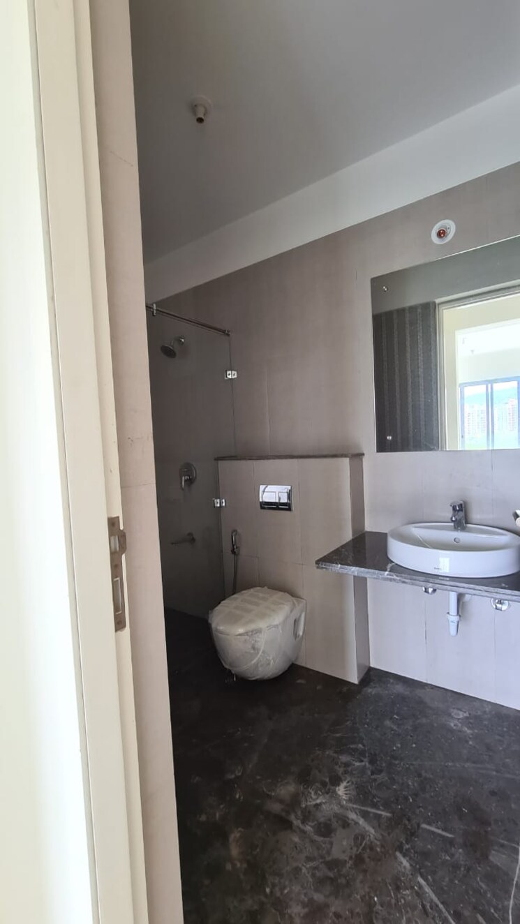 Bathroom, kalpataru-jade-residences 3.5 Bedroom 1750 Sq.Ft. Apartment In Baner Pune 7910176
