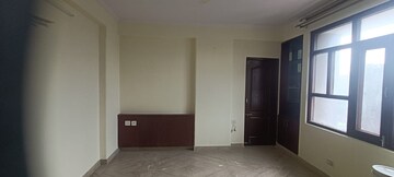 Room in 3 BHK Apartment at Civil Lines – for Rent