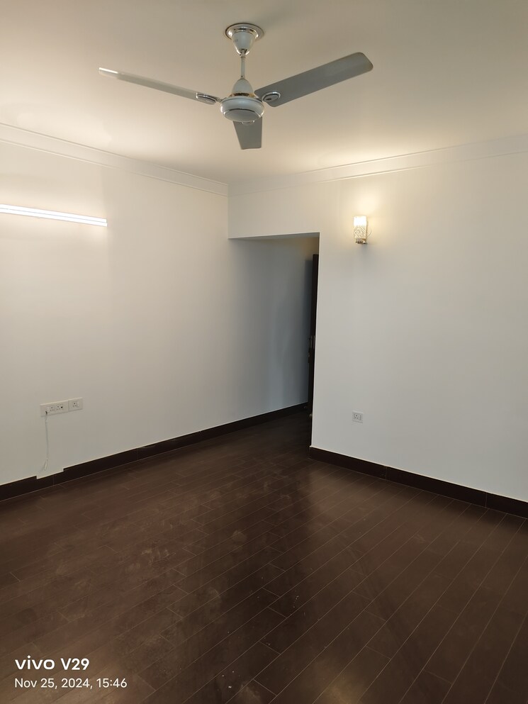 Room, parsvnath-exotica 3 Bedroom 3400 Sq.Ft. Apartment In Sector 53 Gurgaon 7910285