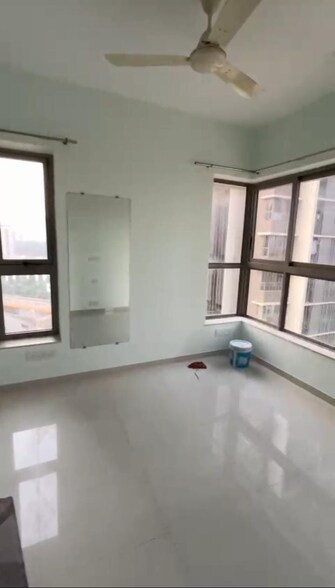 2 BHK Apartment For Rent in Kalpataru Paramount Kapur Bawdi Thane  7910335