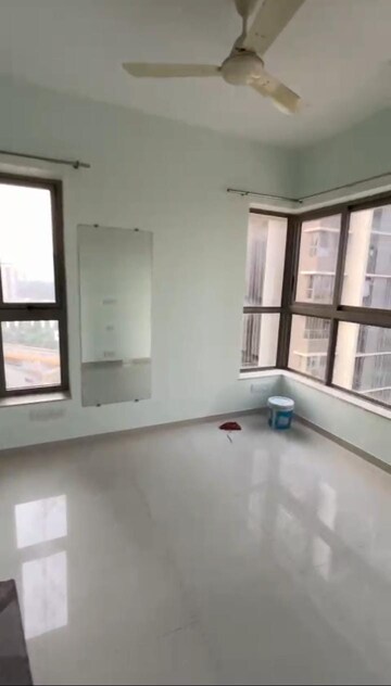 2 BHK Apartment For Rent in Kalpataru Paramount, Kapur Bawdi